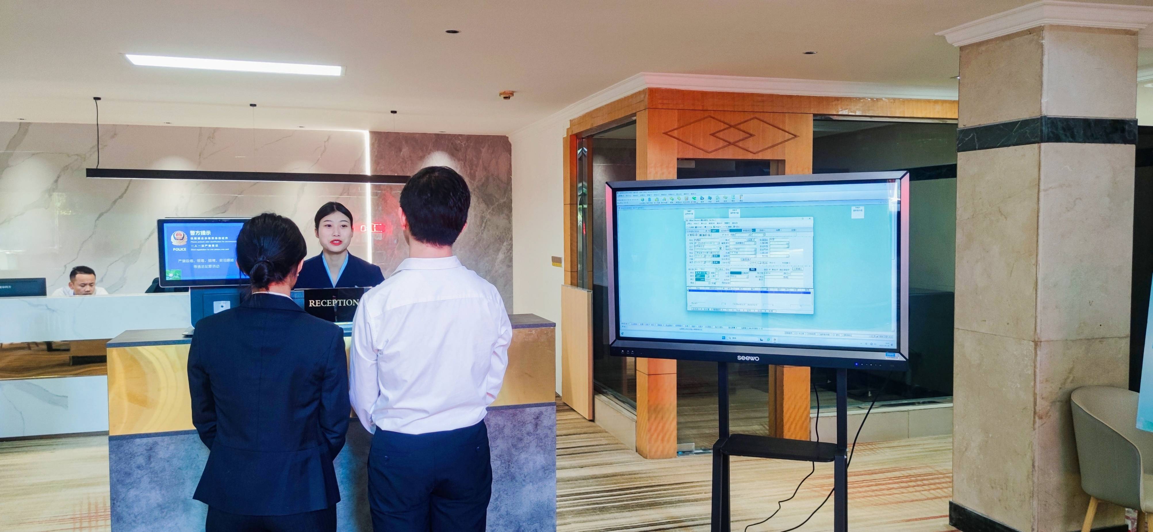 webwxgetmsgimg (2)(1).jpg