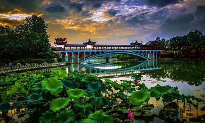 旅游目的地景区如何打破常规，脱颖而出